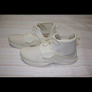 FENTY PUMA by Rihanna Hi Trainer Sneaker